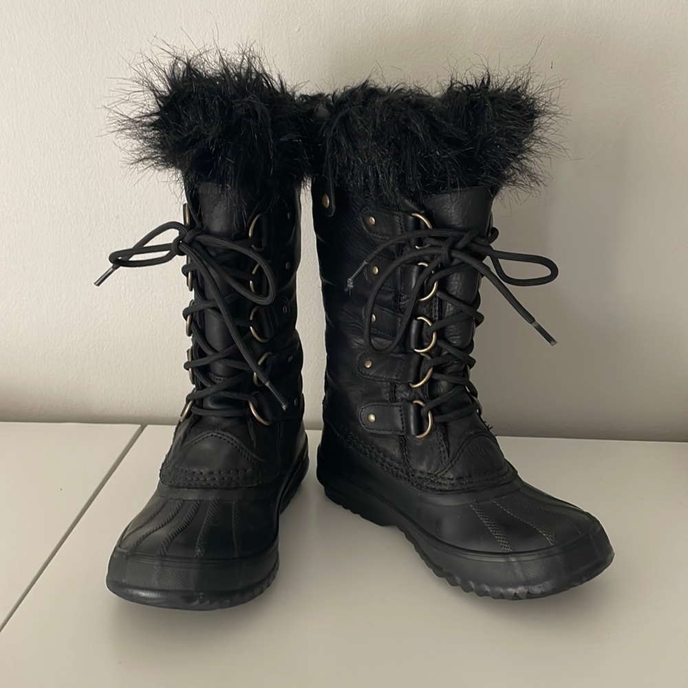 SOREL JOAN OF ARTIC SNOW BOOTS